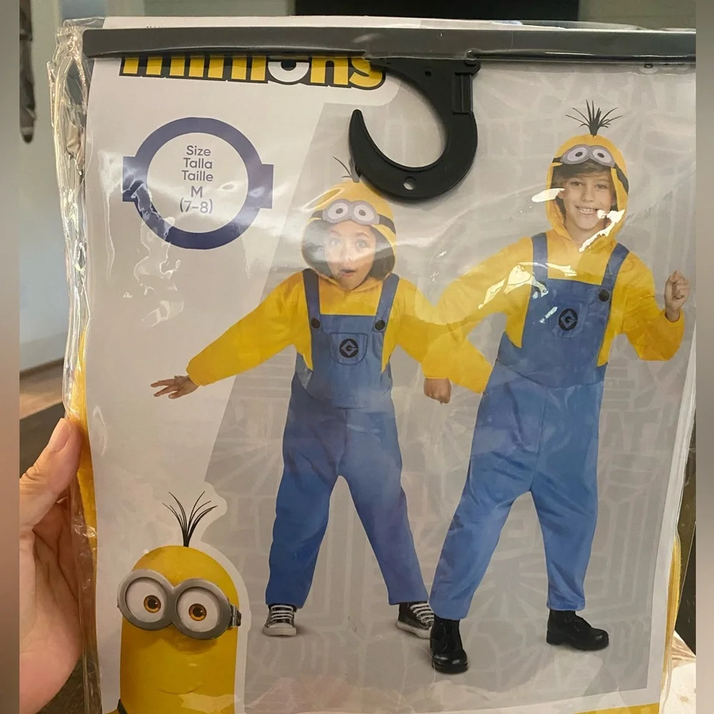 Yellow and Blue Minion Costume size M for kid 7-8 - Picture 3 of 4